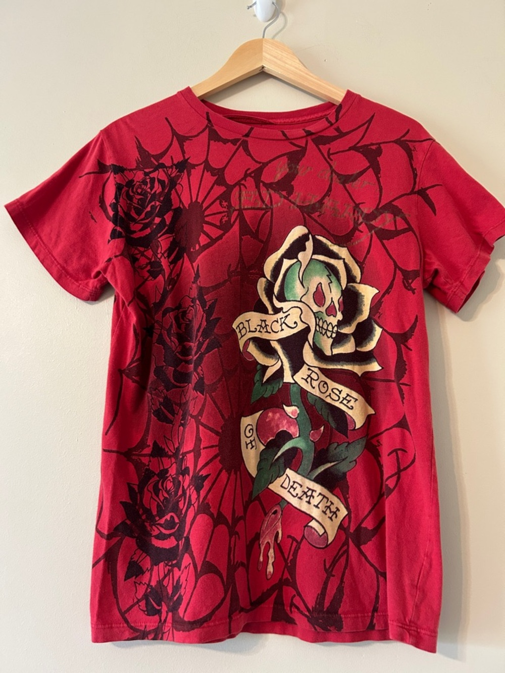 Ed Hardy Thrashed Y2K Red
Short Sleeve T-Shirt Black Rose of Death Black Widow M